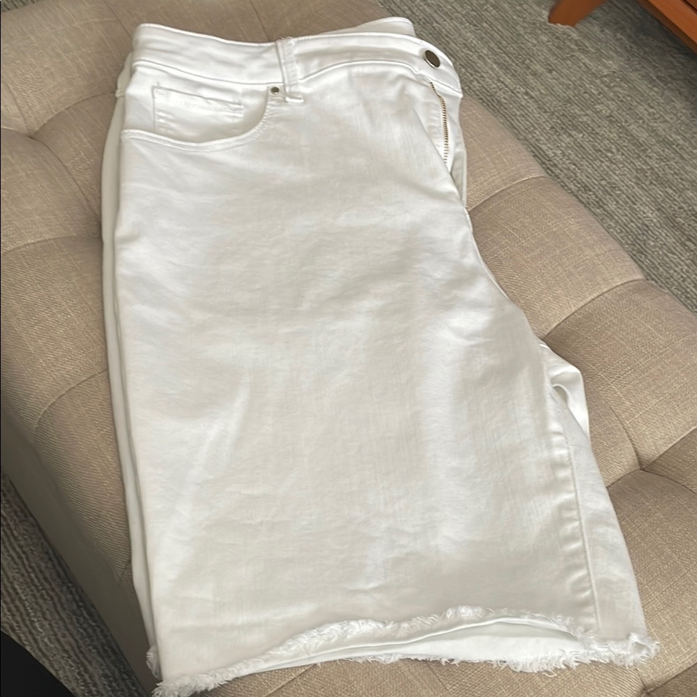 White Denim Shorts with Frayed Hem. Like new condition! Chico’s size 3.
